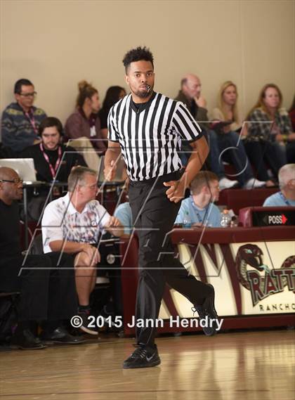Thumbnail 2 in Bountiful vs. Sacramento Country Day (MaxPreps Holiday Classic) photogallery.