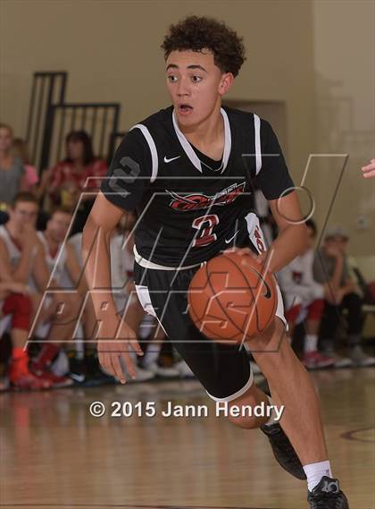 Thumbnail 2 in Bountiful vs. Sacramento Country Day (MaxPreps Holiday Classic) photogallery.