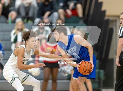 Thumbnail 2 in Creighton Prep @ Lincoln Southwest photogallery.