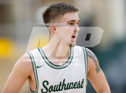 Thumbnail 3 in Creighton Prep @ Lincoln Southwest photogallery.