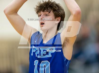 Thumbnail 3 in Creighton Prep @ Lincoln Southwest photogallery.