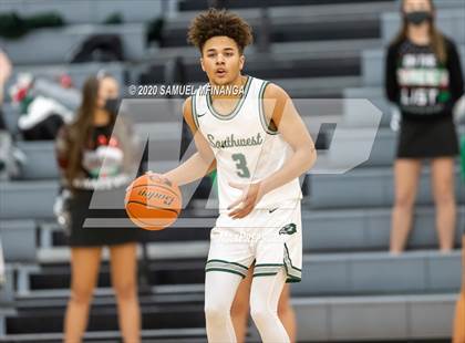 Thumbnail 3 in Creighton Prep @ Lincoln Southwest photogallery.