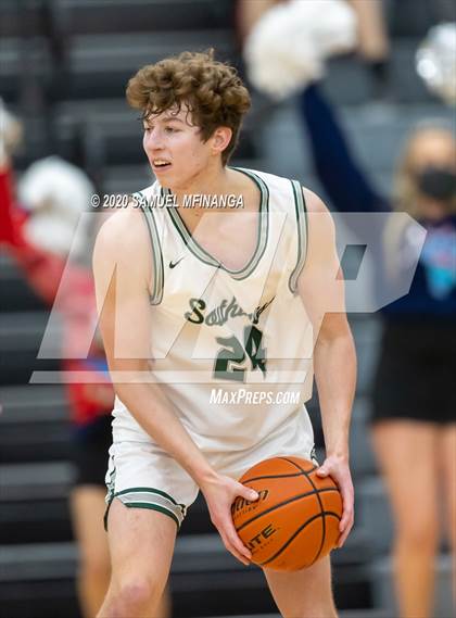 Thumbnail 3 in Creighton Prep @ Lincoln Southwest photogallery.