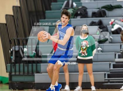 Thumbnail 2 in Creighton Prep @ Lincoln Southwest photogallery.