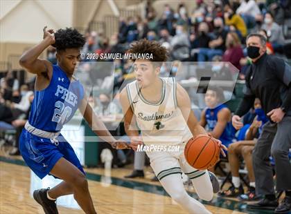 Thumbnail 2 in Creighton Prep @ Lincoln Southwest photogallery.