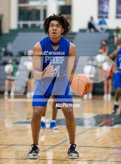 Thumbnail 3 in Creighton Prep @ Lincoln Southwest photogallery.