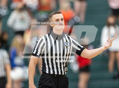 Thumbnail 2 in Creighton Prep @ Lincoln Southwest photogallery.