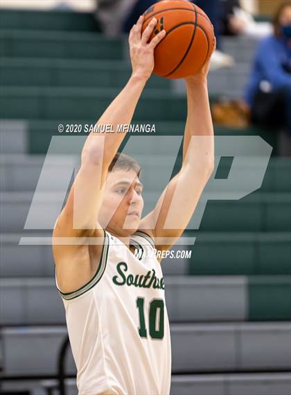 Thumbnail 3 in Creighton Prep @ Lincoln Southwest photogallery.