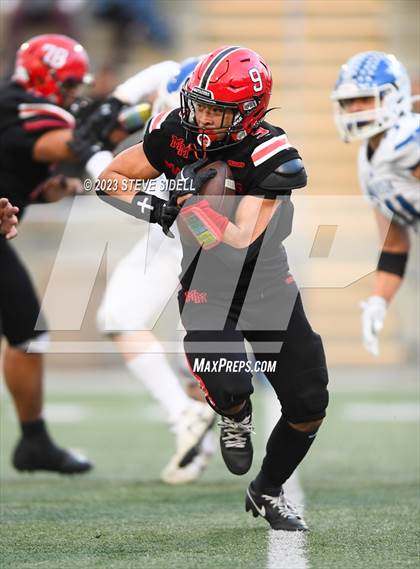 Thumbnail 2 in Mount Miguel vs. Chula Vista (CIF SD D4 Championship) photogallery.
