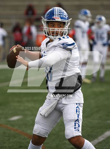 Thumbnail 1 in Mount Miguel vs. Chula Vista (CIF SD D4 Championship) photogallery.