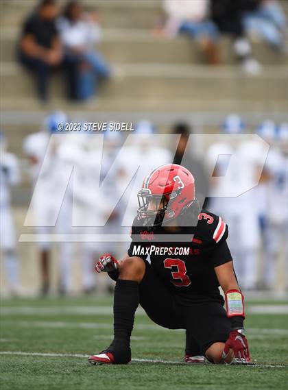 Thumbnail 2 in Mount Miguel vs. Chula Vista (CIF SD D4 Championship) photogallery.