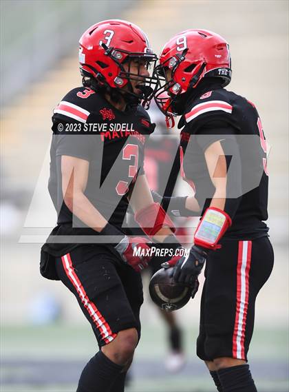 Thumbnail 1 in Mount Miguel vs. Chula Vista (CIF SD D4 Championship) photogallery.