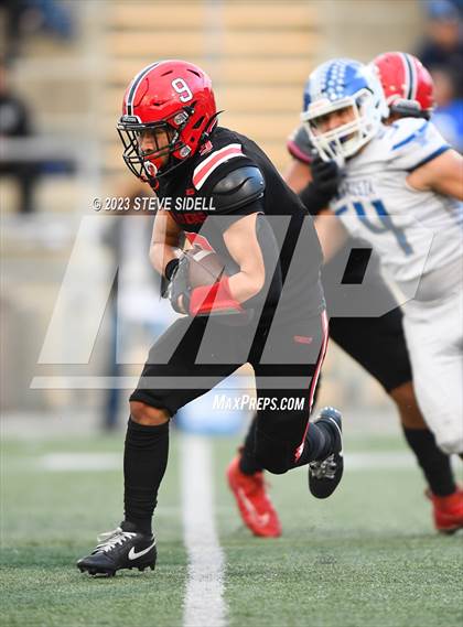Thumbnail 1 in Mount Miguel vs. Chula Vista (CIF SD D4 Championship) photogallery.
