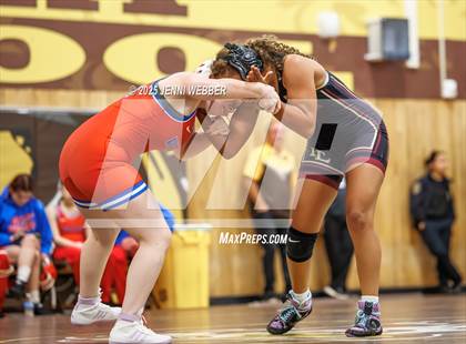 Thumbnail 3 in Faith Lutheran vs. Valley photogallery.