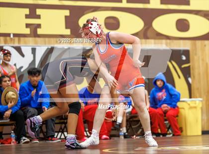 Thumbnail 3 in Faith Lutheran vs. Valley photogallery.