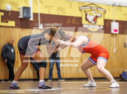 Thumbnail 3 in Faith Lutheran vs. Valley photogallery.