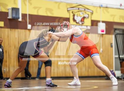 Thumbnail 2 in Faith Lutheran vs. Valley photogallery.