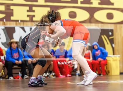 Thumbnail 2 in Faith Lutheran vs. Valley photogallery.