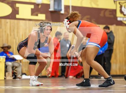 Thumbnail 3 in Faith Lutheran vs. Valley photogallery.