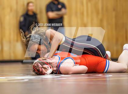 Thumbnail 3 in Faith Lutheran vs. Valley photogallery.