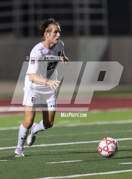 Thumbnail 3 in Lee [Robert E.] vs Lake Travis (UIL 6A Region 4 Final) photogallery.