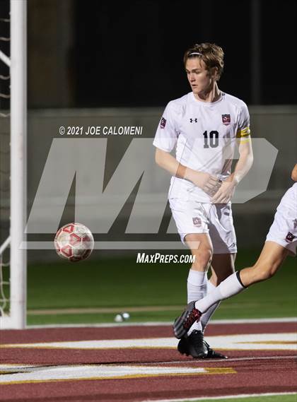 Thumbnail 2 in Lee [Robert E.] vs Lake Travis (UIL 6A Region 4 Final) photogallery.