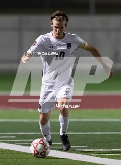 Thumbnail 1 in Lee [Robert E.] vs Lake Travis (UIL 6A Region 4 Final) photogallery.
