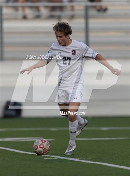 Thumbnail 3 in Lee [Robert E.] vs Lake Travis (UIL 6A Region 4 Final) photogallery.