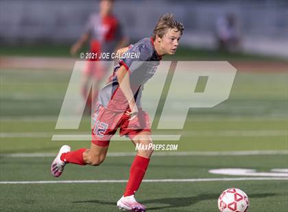 Thumbnail 3 in Lee [Robert E.] vs Lake Travis (UIL 6A Region 4 Final) photogallery.
