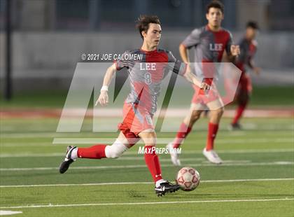 Thumbnail 3 in Lee [Robert E.] vs Lake Travis (UIL 6A Region 4 Final) photogallery.