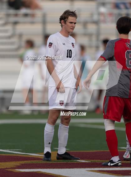 Thumbnail 3 in Lee [Robert E.] vs Lake Travis (UIL 6A Region 4 Final) photogallery.