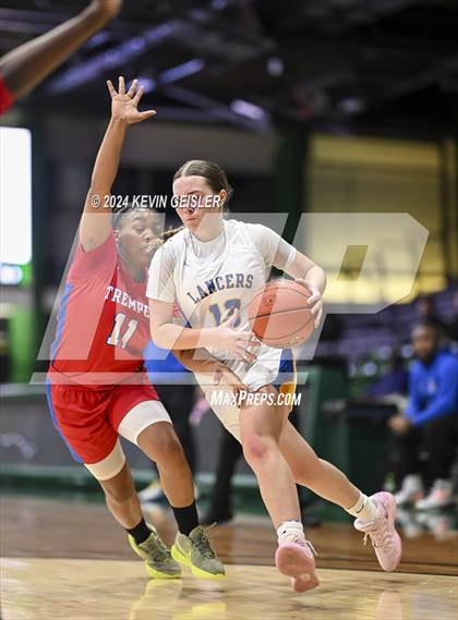 Thumbnail 2 in Kenosha Tremper @ St. Joseph photogallery.