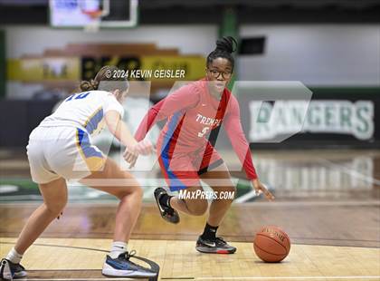 Thumbnail 3 in Kenosha Tremper @ St. Joseph photogallery.