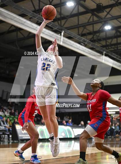 Thumbnail 3 in Kenosha Tremper @ St. Joseph photogallery.