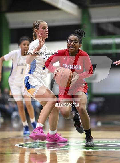 Thumbnail 2 in Kenosha Tremper @ St. Joseph photogallery.