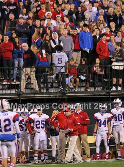 Thumbnail 1 in Sacred Heart Cathedral vs. St. Ignatius (CIF CCS D3 Final) photogallery.