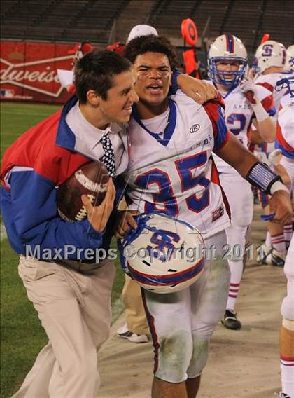 Thumbnail 2 in Sacred Heart Cathedral vs. St. Ignatius (CIF CCS D3 Final) photogallery.