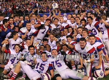 Thumbnail 1 in Sacred Heart Cathedral vs. St. Ignatius (CIF CCS D3 Final) photogallery.