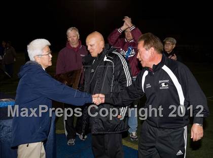 Thumbnail 2 in Paramount vs. Crescenta Valley (CIF SoCal D1 Final) photogallery.
