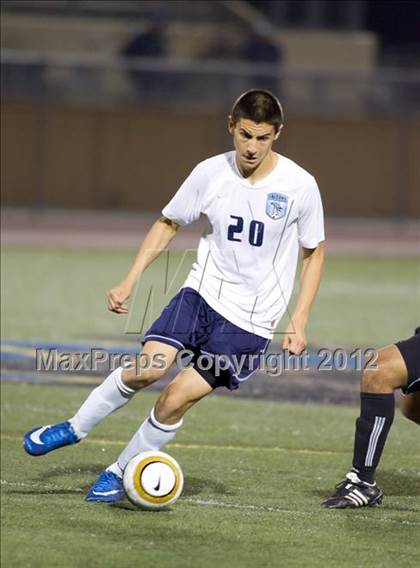 Thumbnail 2 in Paramount vs. Crescenta Valley (CIF SoCal D1 Final) photogallery.