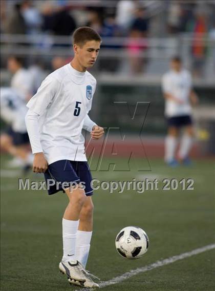 Thumbnail 1 in Paramount vs. Crescenta Valley (CIF SoCal D1 Final) photogallery.