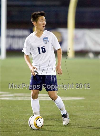 Thumbnail 3 in Paramount vs. Crescenta Valley (CIF SoCal D1 Final) photogallery.