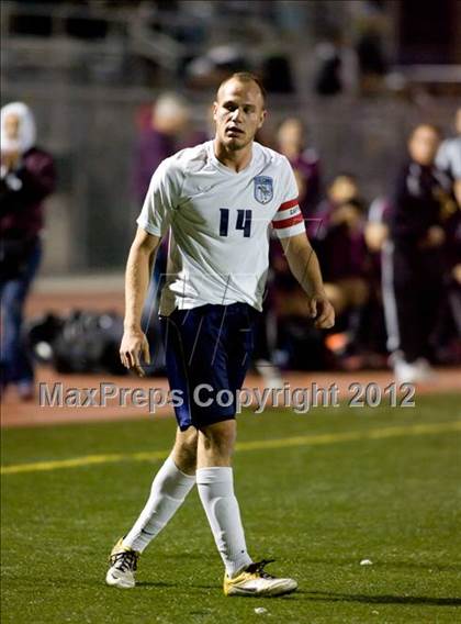 Thumbnail 2 in Paramount vs. Crescenta Valley (CIF SoCal D1 Final) photogallery.