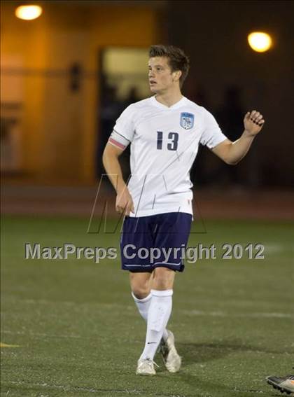 Thumbnail 3 in Paramount vs. Crescenta Valley (CIF SoCal D1 Final) photogallery.