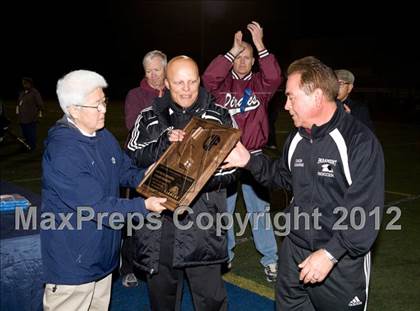 Thumbnail 3 in Paramount vs. Crescenta Valley (CIF SoCal D1 Final) photogallery.