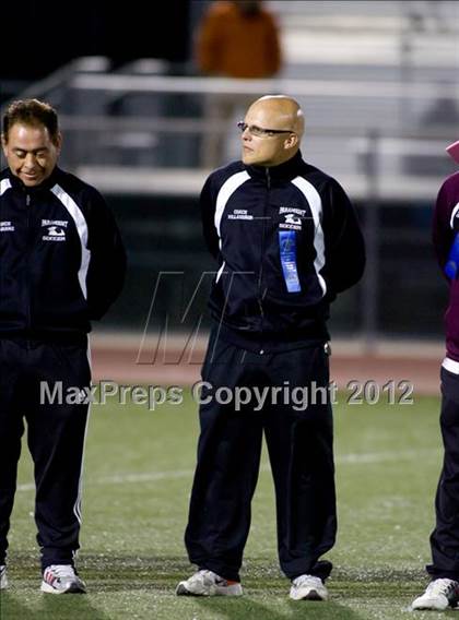Thumbnail 2 in Paramount vs. Crescenta Valley (CIF SoCal D1 Final) photogallery.