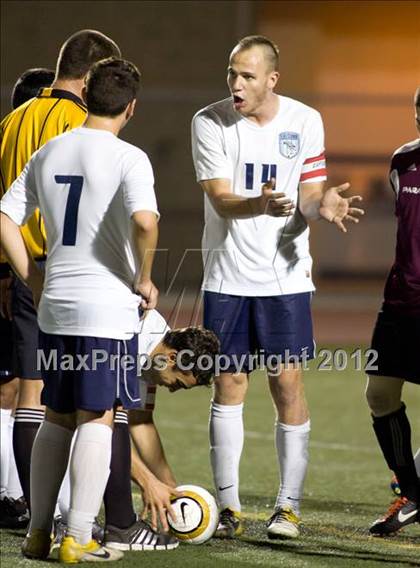 Thumbnail 3 in Paramount vs. Crescenta Valley (CIF SoCal D1 Final) photogallery.