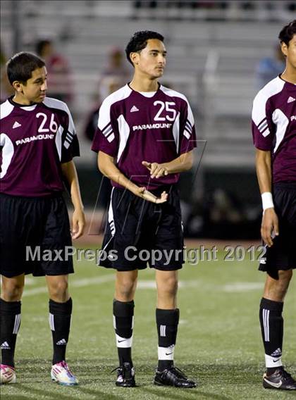 Thumbnail 2 in Paramount vs. Crescenta Valley (CIF SoCal D1 Final) photogallery.
