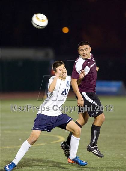 Thumbnail 2 in Paramount vs. Crescenta Valley (CIF SoCal D1 Final) photogallery.