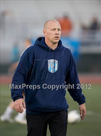 Thumbnail 3 in Paramount vs. Crescenta Valley (CIF SoCal D1 Final) photogallery.